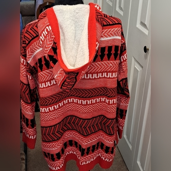 Juniors Open Cardigan With Faux Sherpa Hood   Size 7-9 - Picture 5 of 6